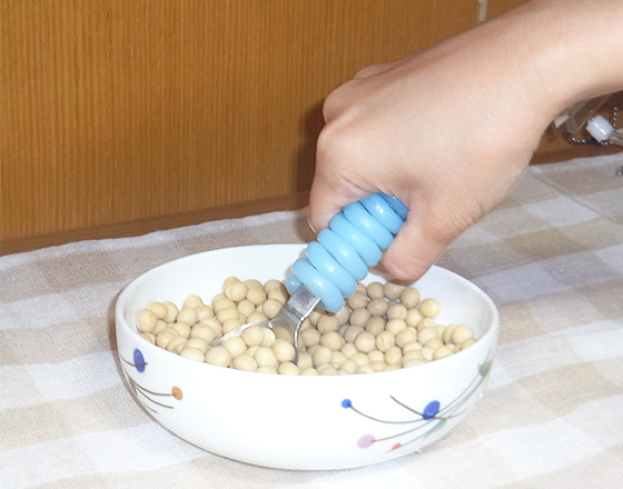すくいやすい食器